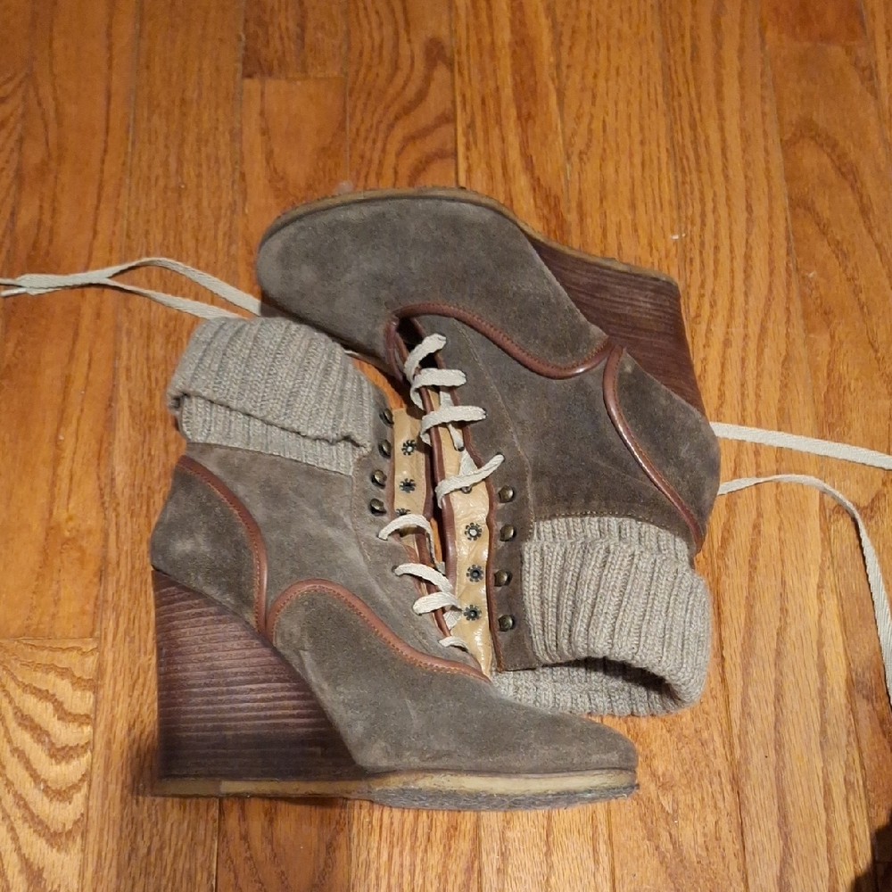 Chloe Lace-Up Wedge Boots